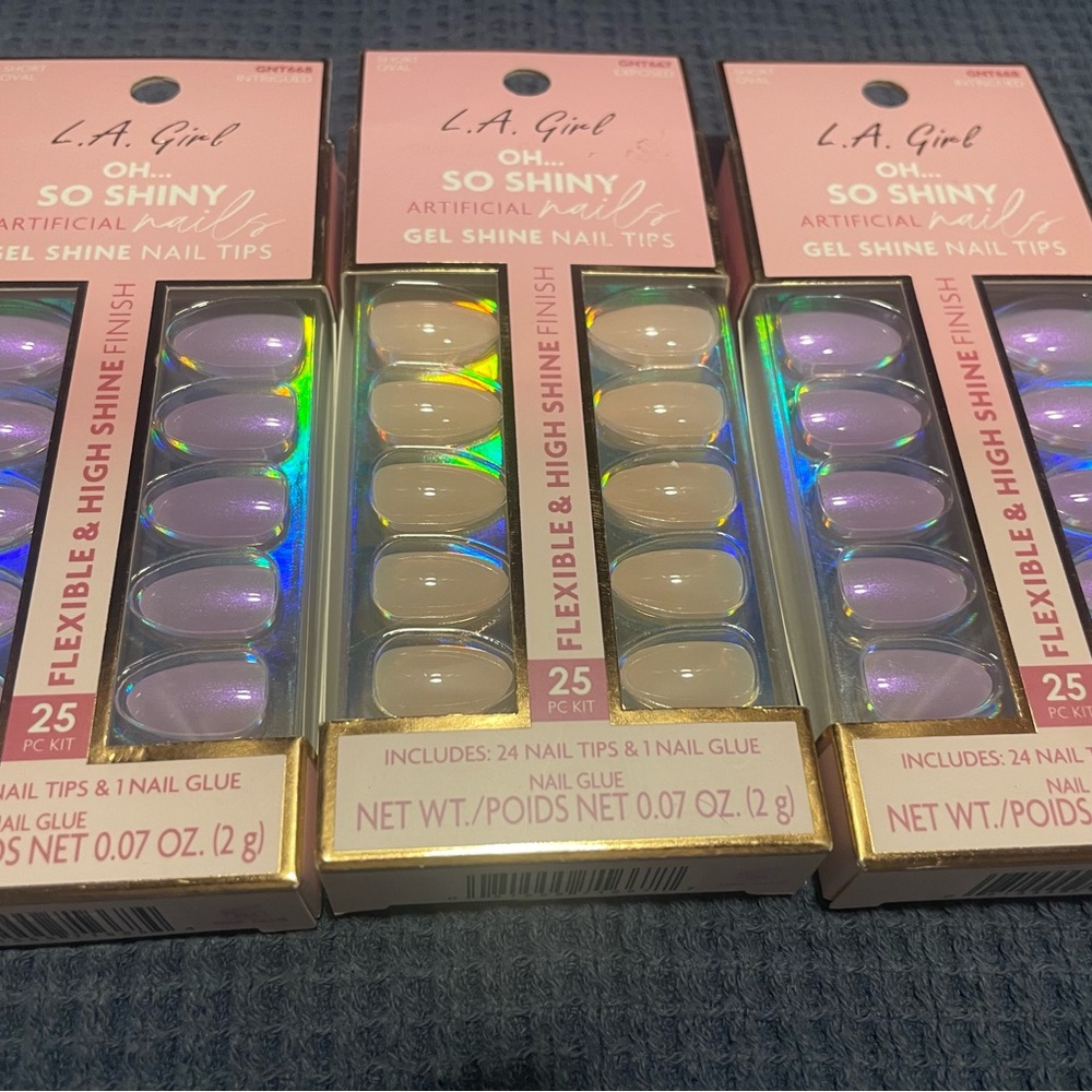 L.A. Girl Oh So Shiny Nail Tips Lot